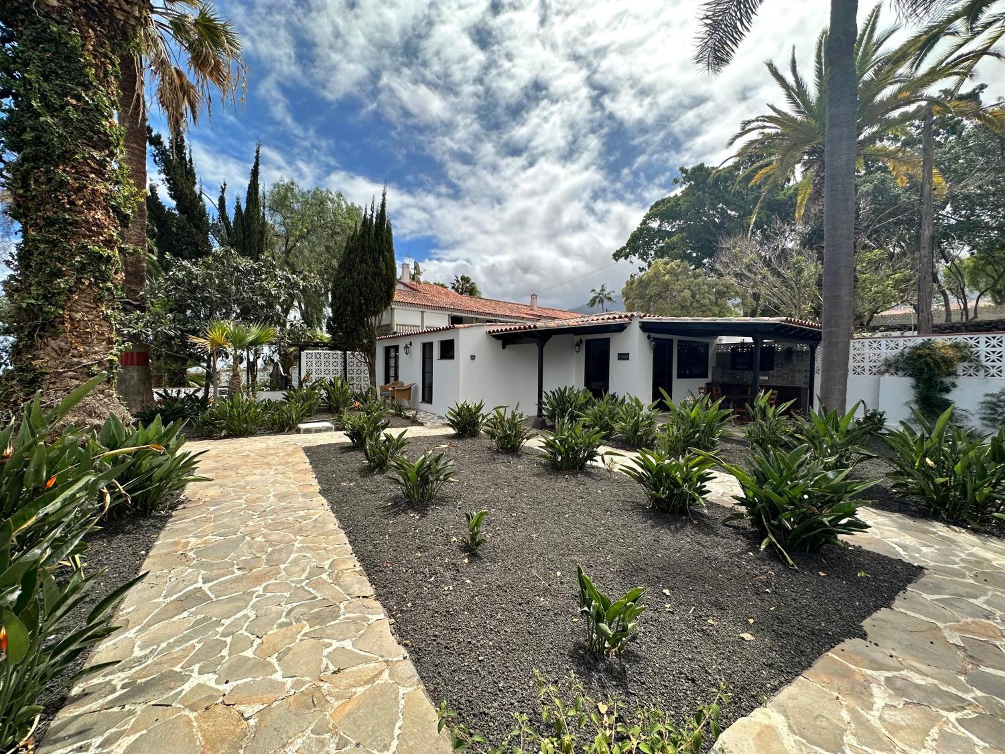 Hacienda La Vizcaina Apartment Ла Оротава Екстериор снимка